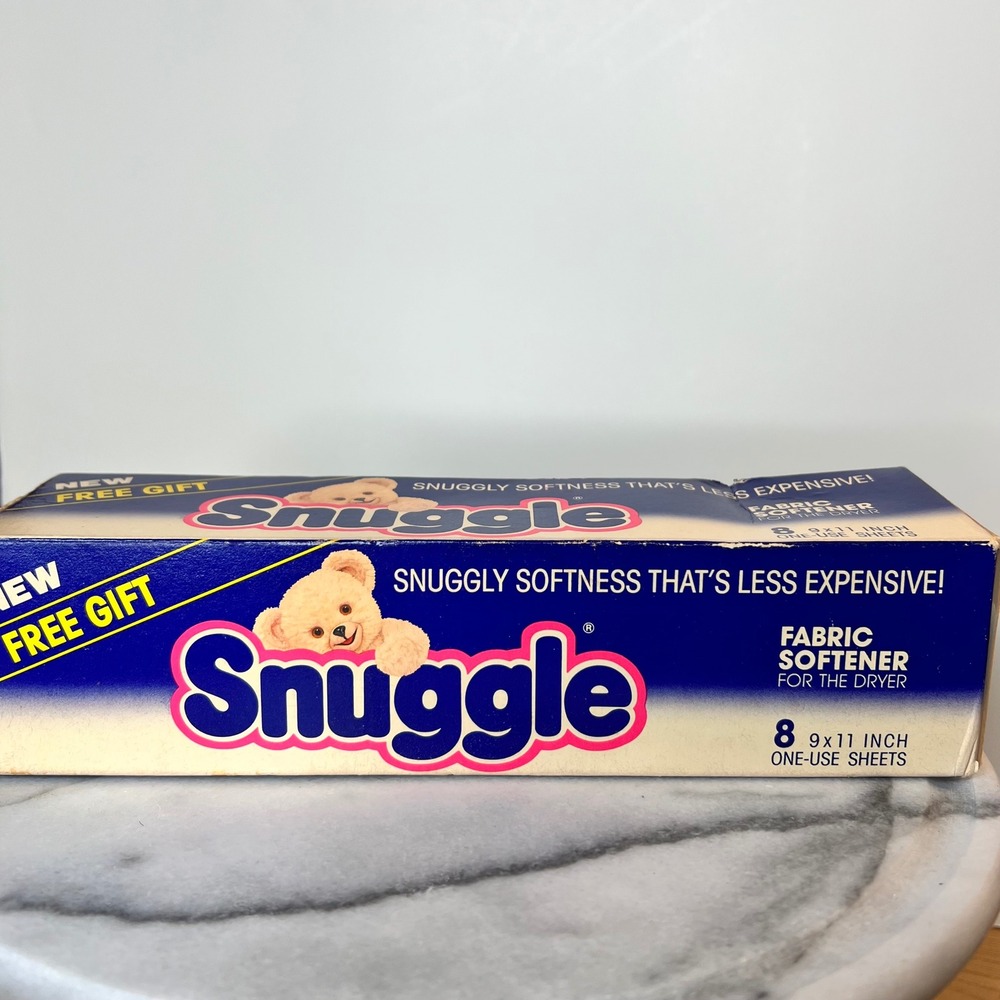 Vintage 1982 Snuggle Fabric Softener Dryer Sheets 8 Count Box‎ 80s Collectible